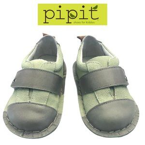 Pipit "Jack" Suede Shoes in Stone + Sage NIB